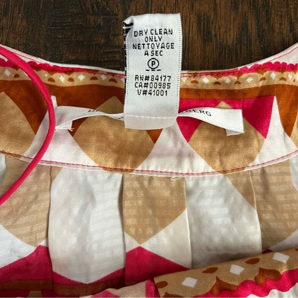 Diane Von Furstenberg Women’s Pink Geometric Silk Shift Dress Size 12 Vintage - Picture 3 of 10